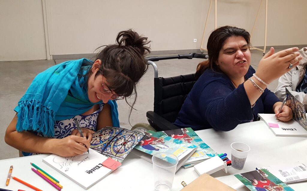 Camille Albaret et Pauline Lasmayous en signature pour "L'Elzède".